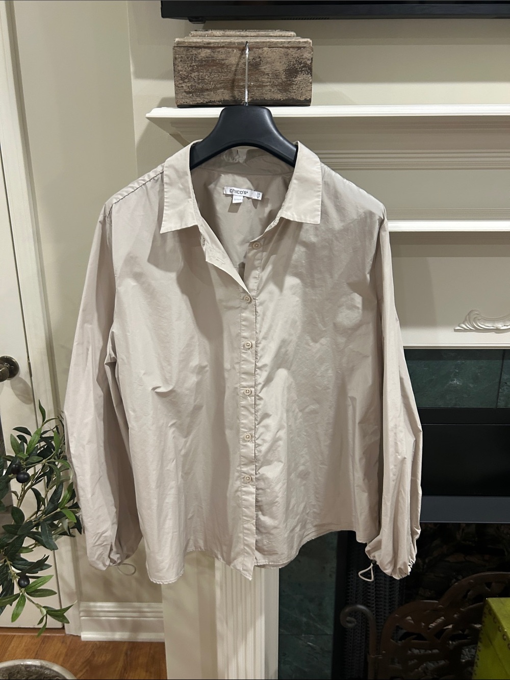 Chico's Neutral Beige Button Blouse 3.5 runs small / has a shimmer. I wear a 2.